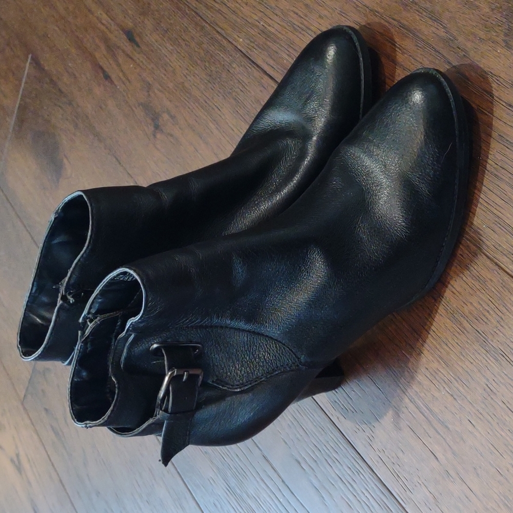 Women's Leather Boots, Size 9.5, Black